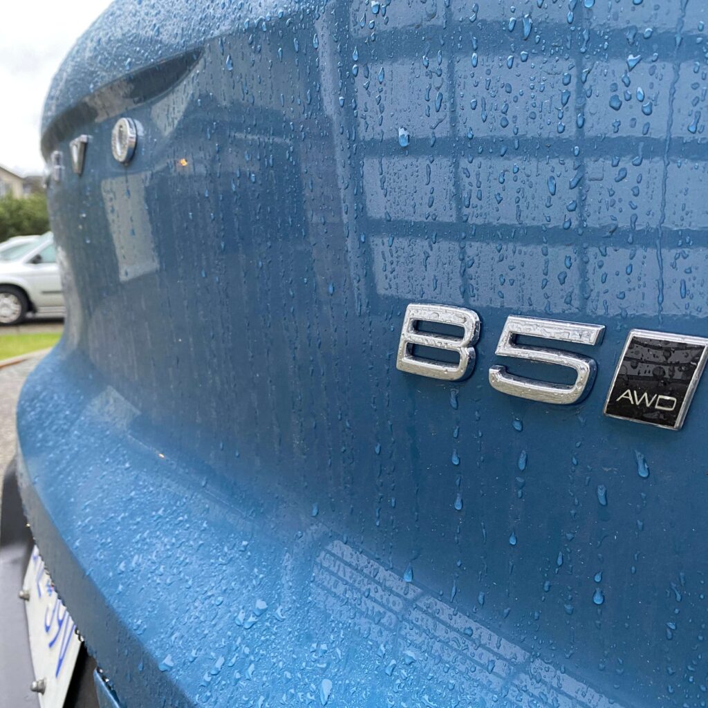 2023 Volvo XC40 "B5 AWD"