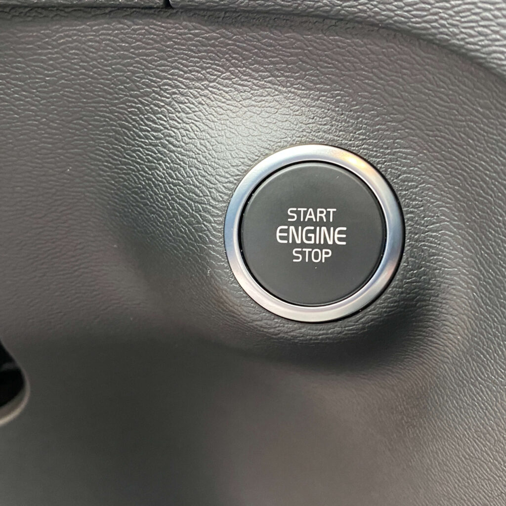2023 Volvo XC40 Start Button